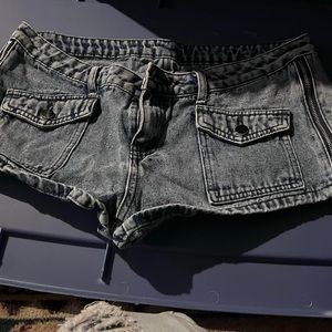 Woman’s size 7-9 shorts